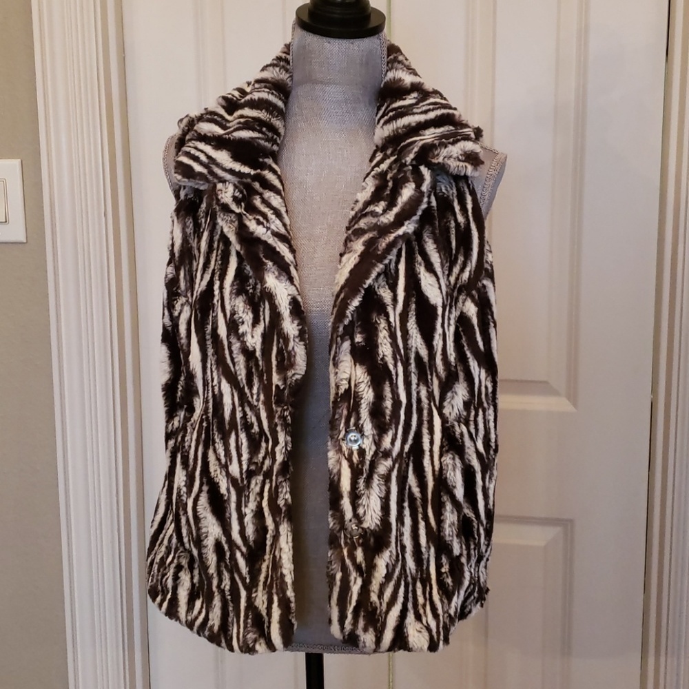 Erin London vest - Picture 2 of 5